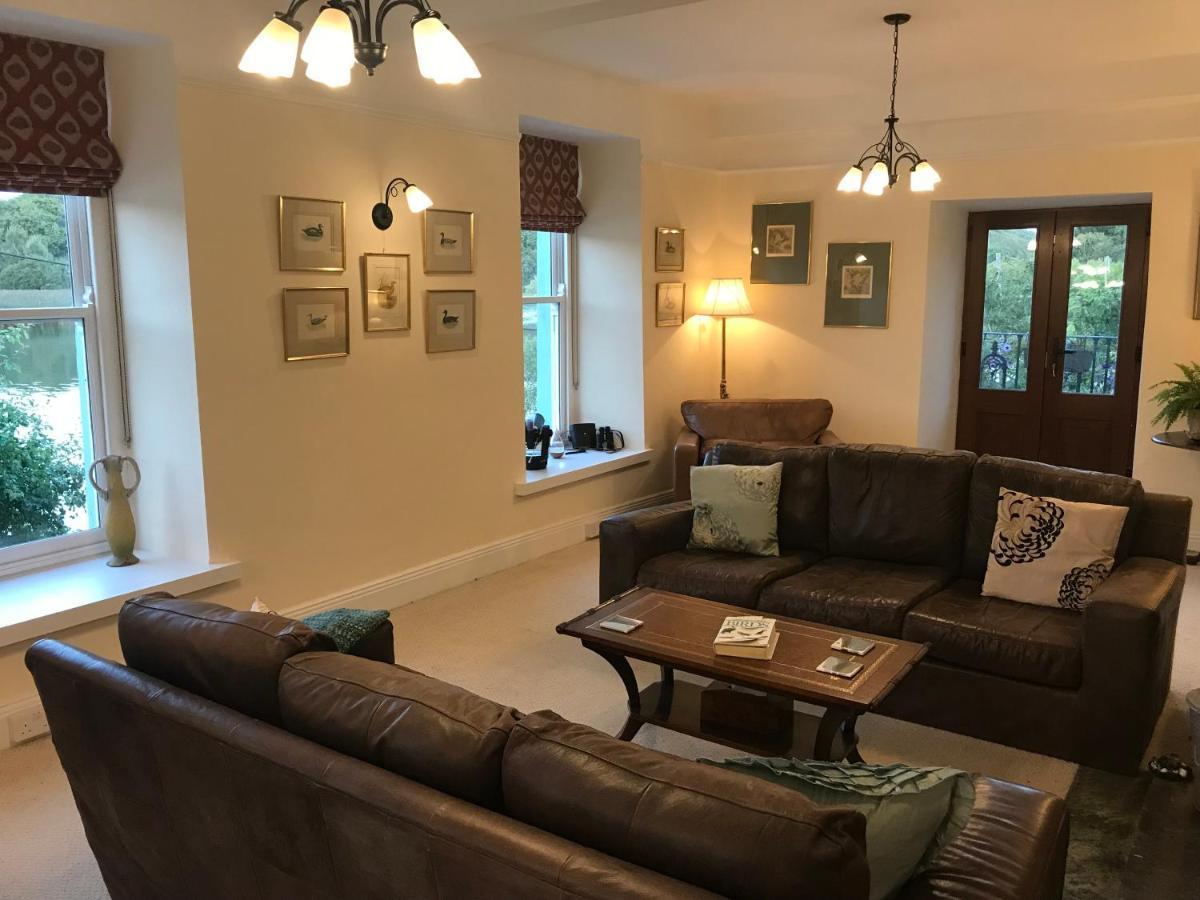 Riverbank House Bed And Breakfast Innishannon Bagian luar foto
