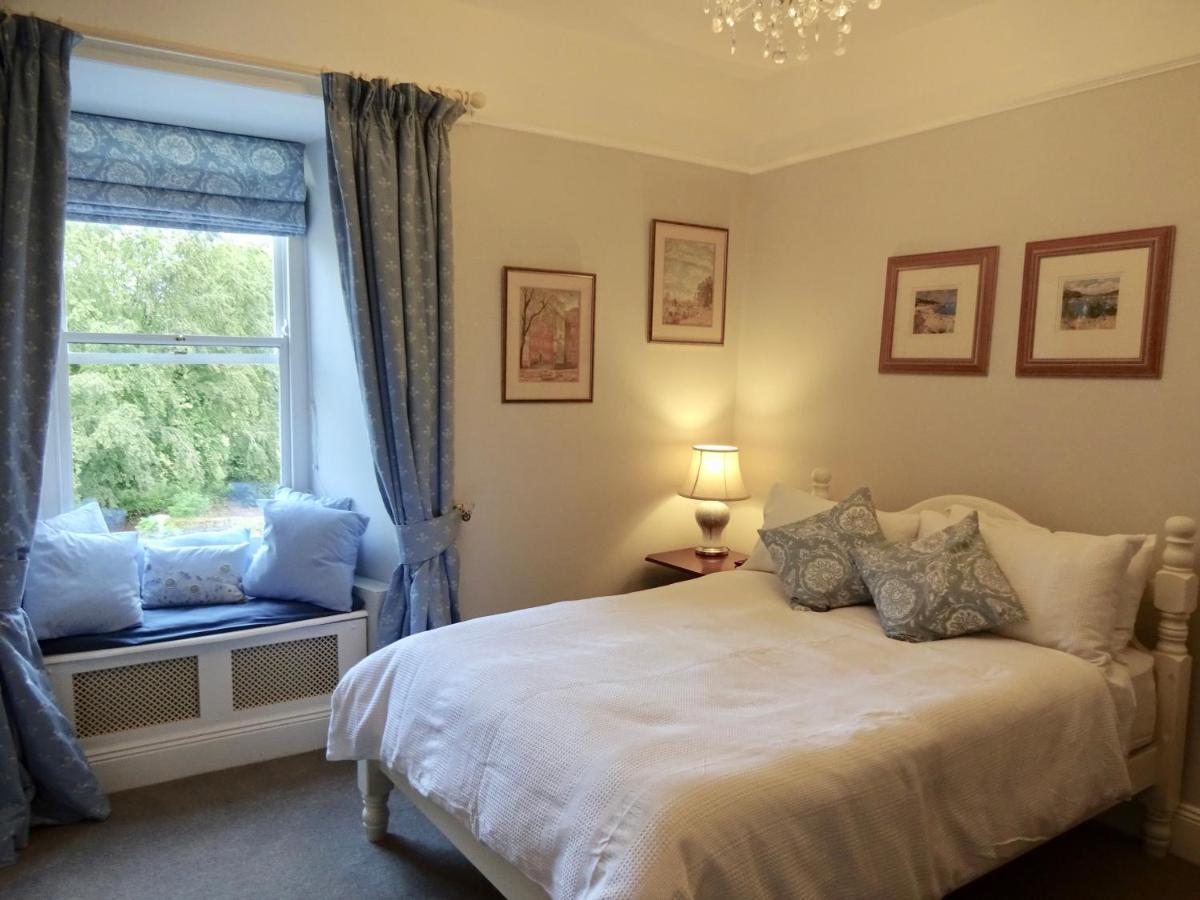 Riverbank House Bed And Breakfast Innishannon Bagian luar foto
