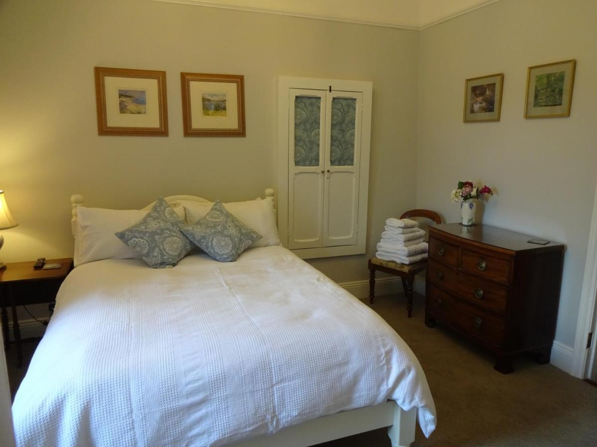 Riverbank House Bed And Breakfast Innishannon Bagian luar foto