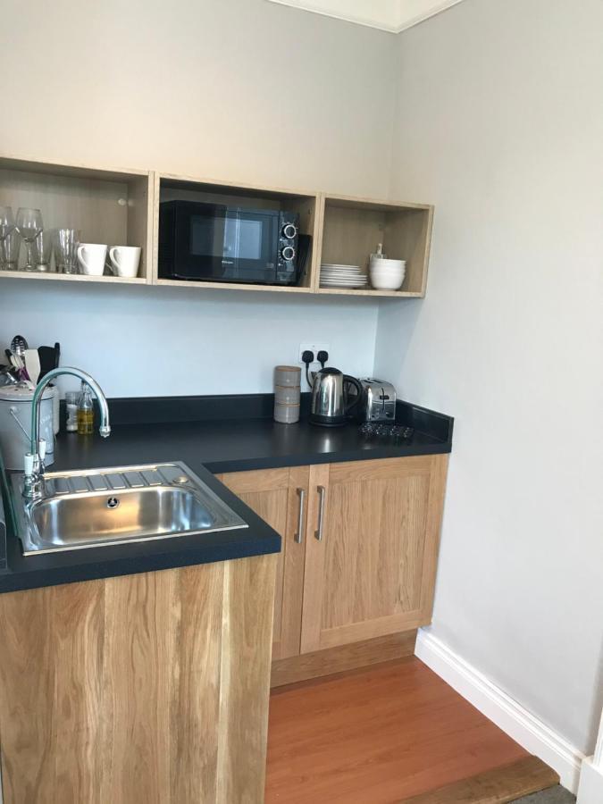 Riverbank House Bed And Breakfast Innishannon Bagian luar foto